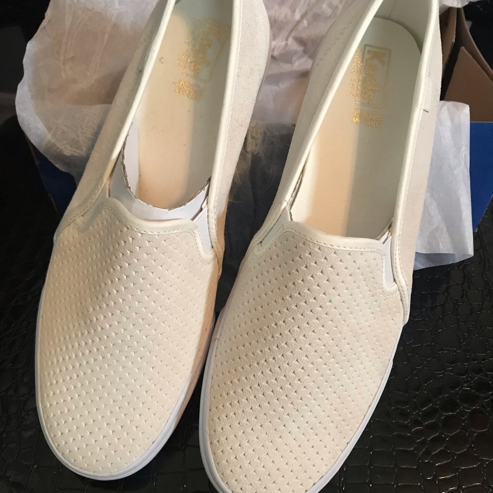 Keds Off-White Textured Slip-On Sneakers